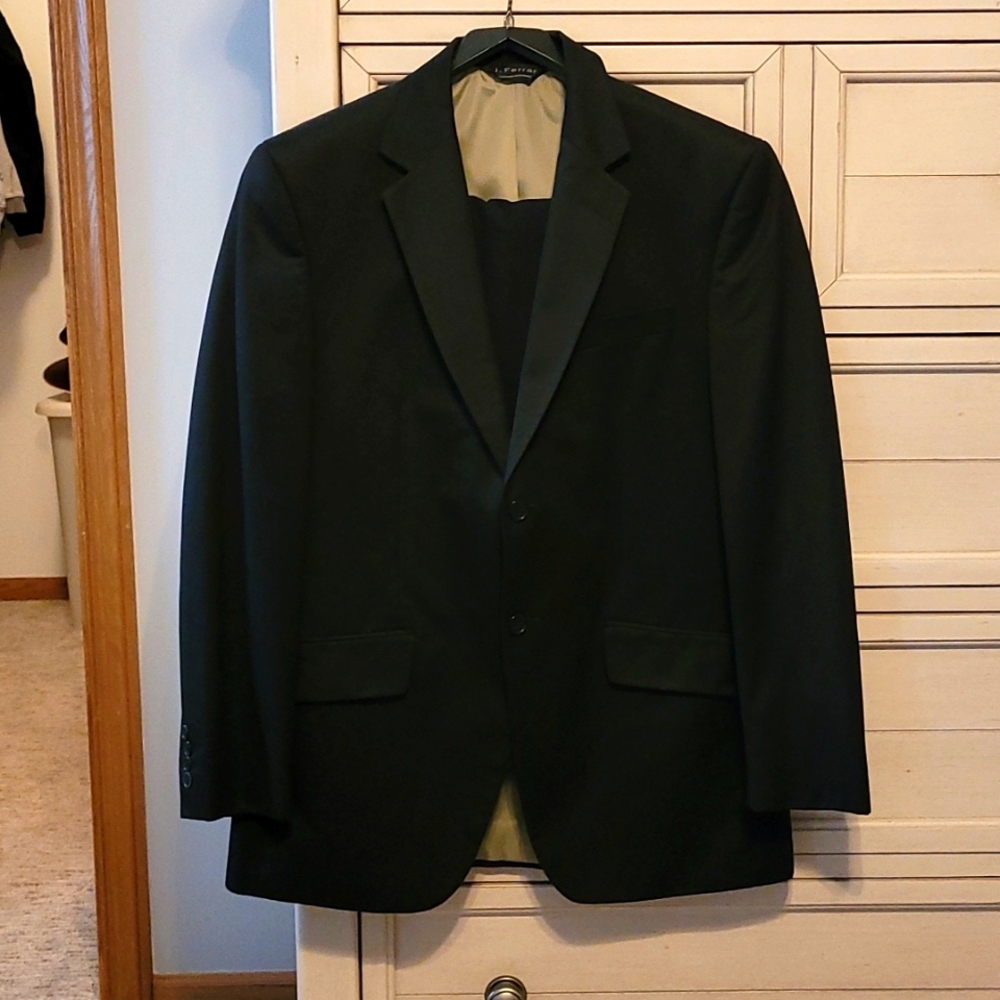 Men's J. Ferrar Black Suit Coat Size 40R